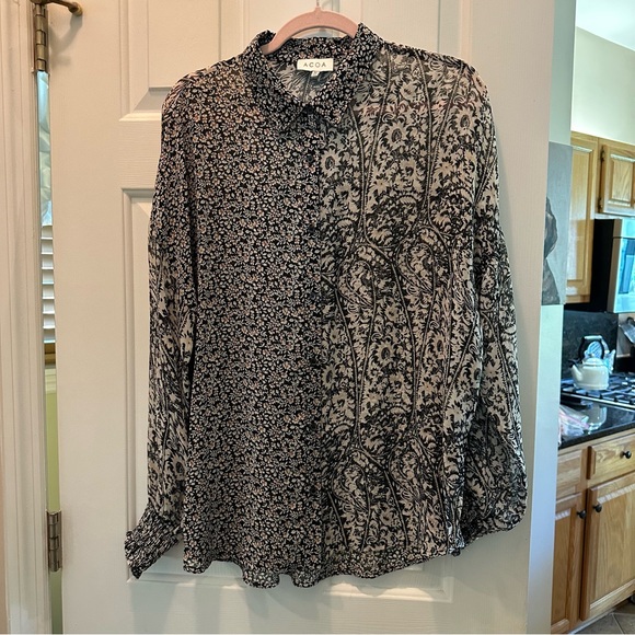 ACOA Black & White Printed Button-Up Blouse - Picture 2 of 8